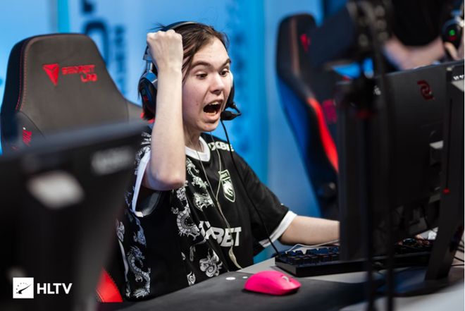 较之赫罗纳 较之赫罗纳